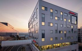 Hampton by Hilton Gatwick